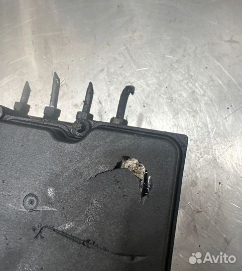 Блок абс 0265800490 Subaru Forester SG 2006 - 2008 года