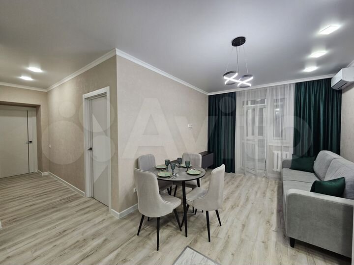 2-к. квартира, 74 м², 15/18 эт.