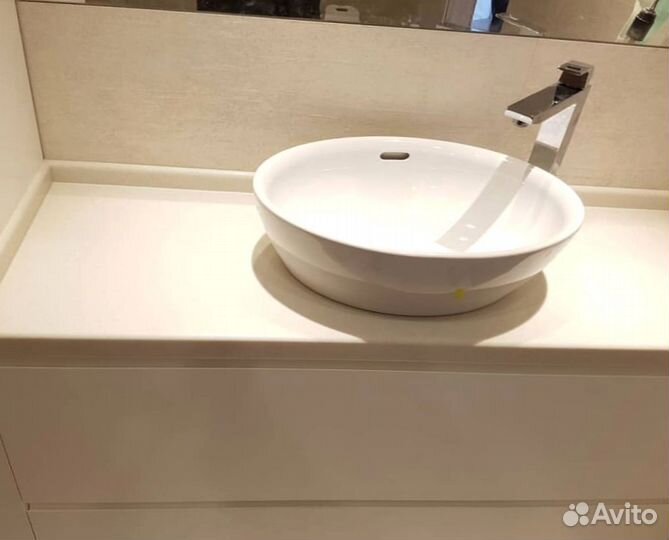 Столешница для ванной и кухни из искуственного кам