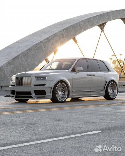 Ковные диски GT Forged R22 на Rolls-Royce Cullinan