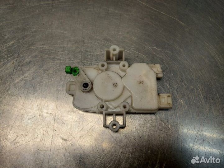 Актуатор замка багажника Mitsubishi Outlander CU5W