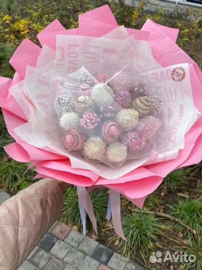 Клубника в шоколаде букеты