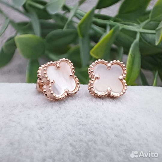Золотые серьги Van Cleef