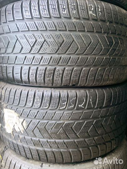 Pirelli Scorpion Winter 295/35 R21 107V