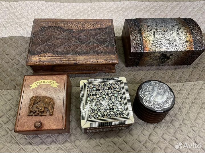 Шкатулки, упаковочные коробки