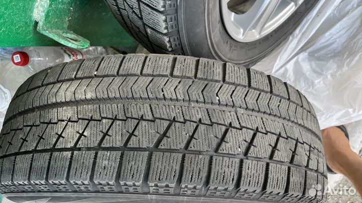 Bridgestone Blizzak VRX 205/65 R16