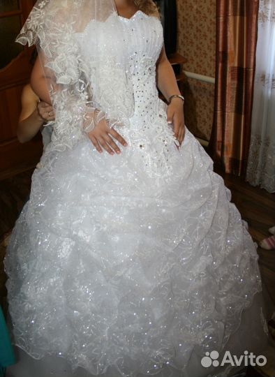 Свадебное платье