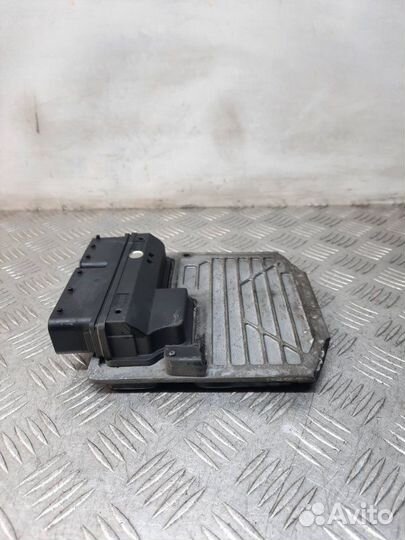 Блок управления двигателем Mercedes-Benz C-Class