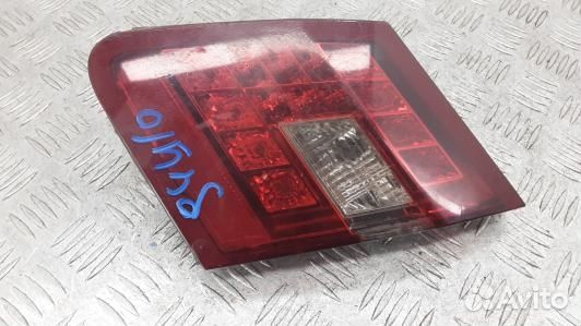 Фонарь правый крышки багажника mercedes benz E-cla