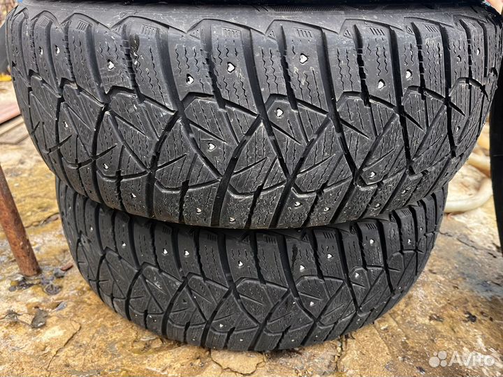 Dunlop Axiom Plus 185/60 R15 19B