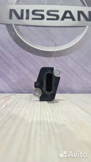 Дмрв Датчик расхода воздуха Nissan qashqai J10
