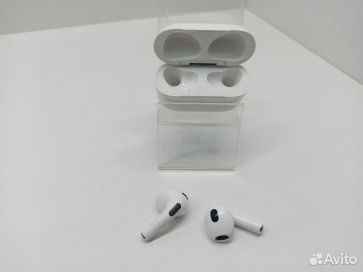 Наушники Беспроводные Внутриканальные Apple AirPods 3