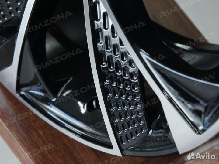 Литые диски RS7 R18 для Audi. Арт1604