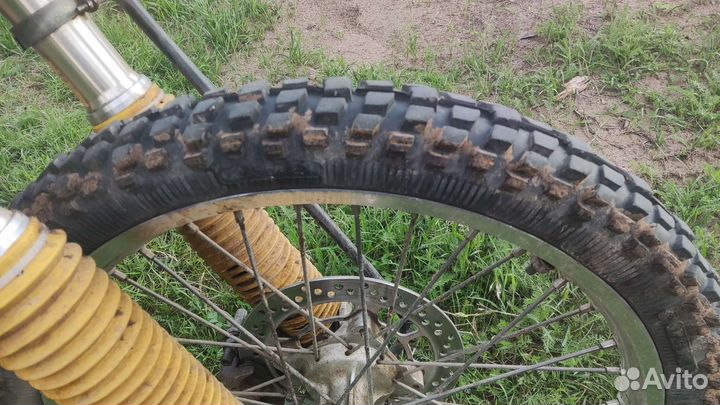 Suzuki ts200r