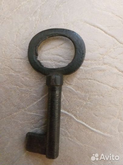 Ключ старинный