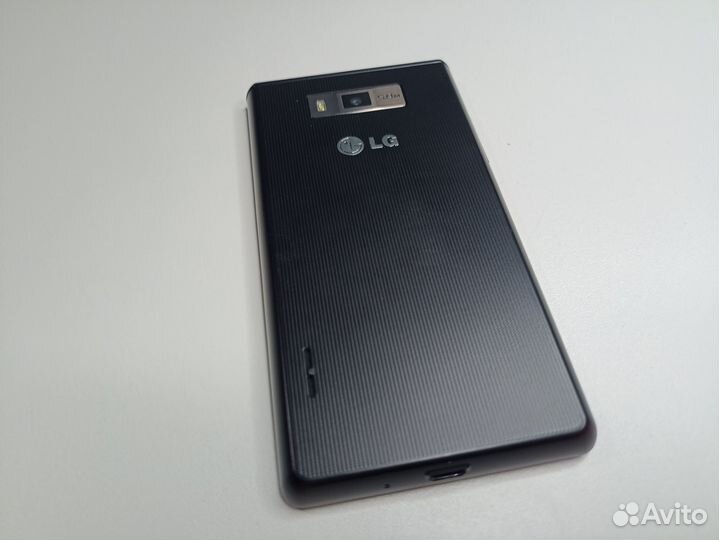 LG Optimus L7 P705, 4 ГБ