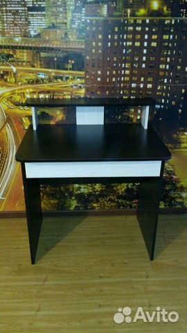 Стол для ноутбука