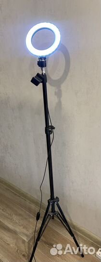 Кольцевая лампа