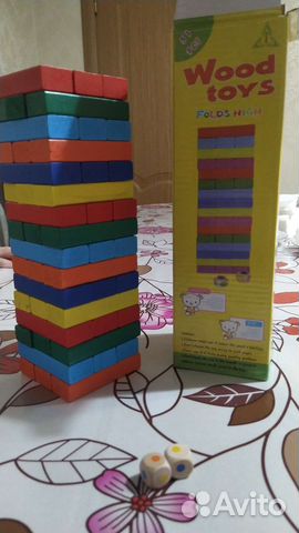 Дженга игра, падающая башня