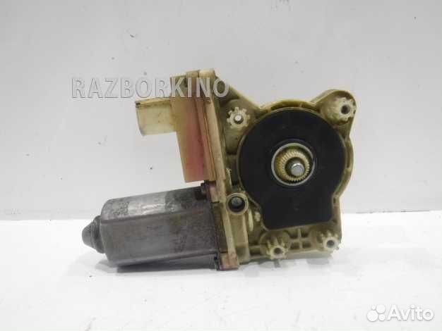 Моторчик переднего левого стеклоподъемника