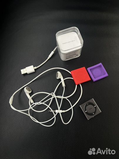 Плеер iPod shuffle 4