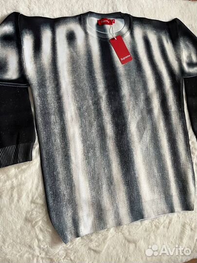 Свитер Supreme