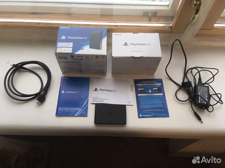 Ps Vita Tv полнокомплектная прошитая + 32 гб игр