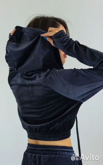 Велюровый костюм