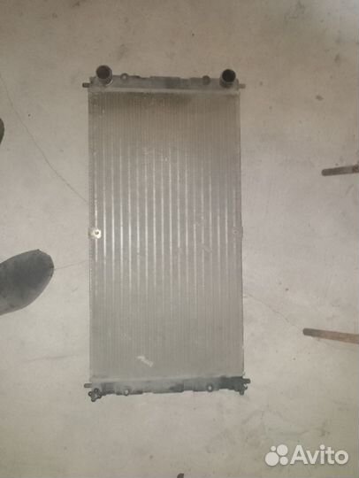 Радиатор шеви нива