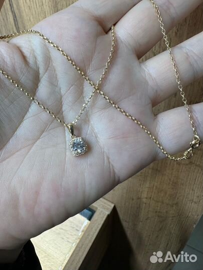 Цепочки с кулонами