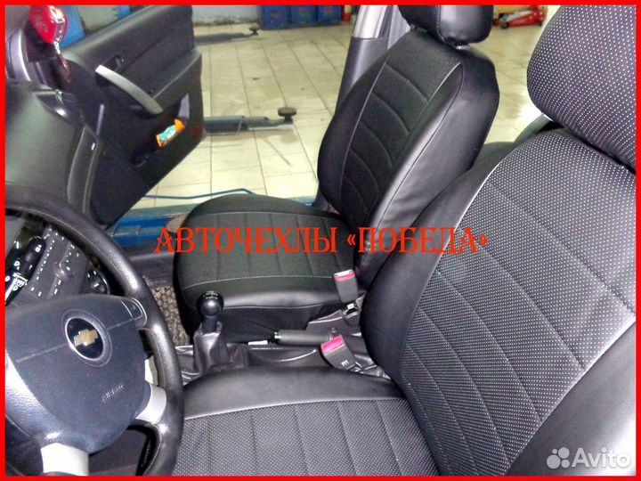 Чехлы Chevrolet Aveo T250 из экокожи чёрные Класси