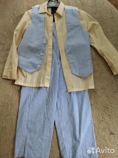 Костюм - тройка на мальчика