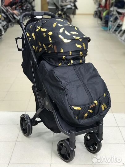 Коляска складной прогулочный