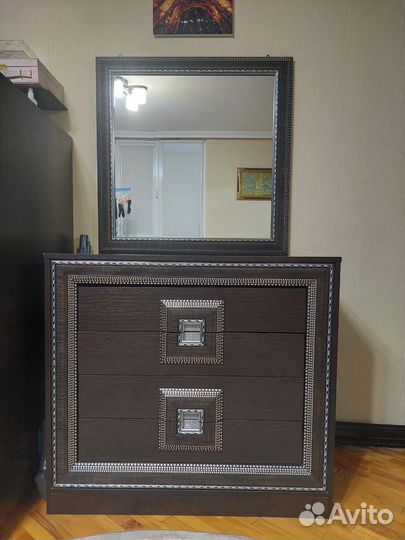 Спальный гарнитур бу без шкафа