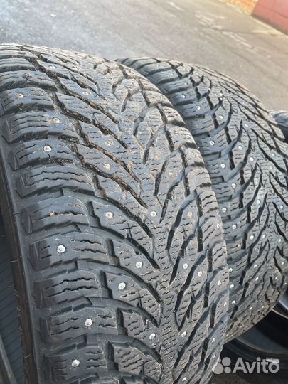 Nokian Tyres Hakkapeliitta 9 245/45 R18 98T