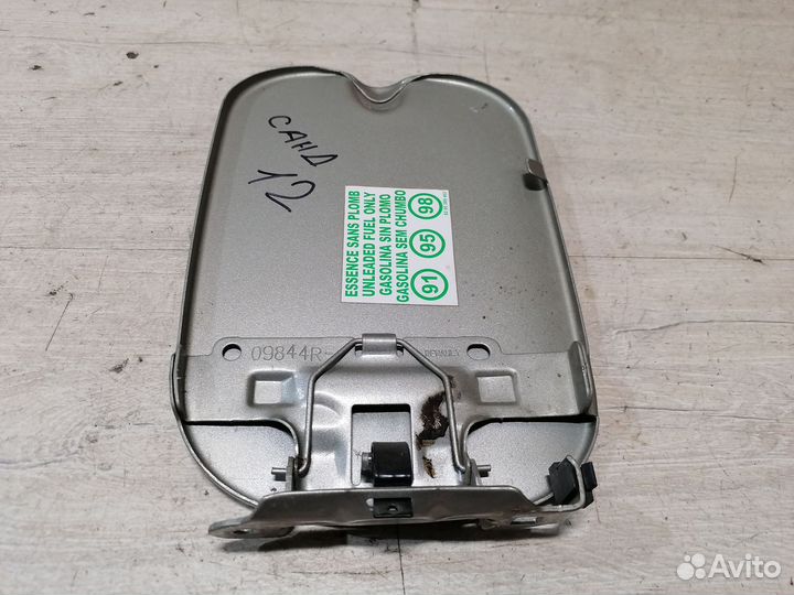 Лючок бензобака Rеnаult Sаndеrо 1 Peно Caндеро 1