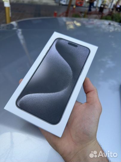 iPhone 15 pro max black titanium 256