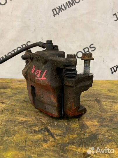 Суппорт передний правый Nissan X-trail T31 2.0-2.5