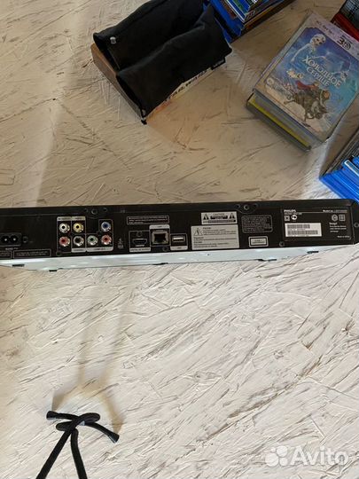 Blu ray плеер philips
