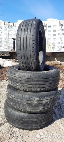 Hankook AH22 225/60 R17 99H