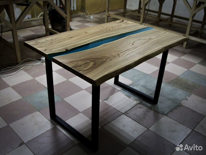 Компьютерный стол из слэба
