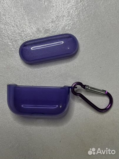 Чехол для airpods pro силиконовый + карабин