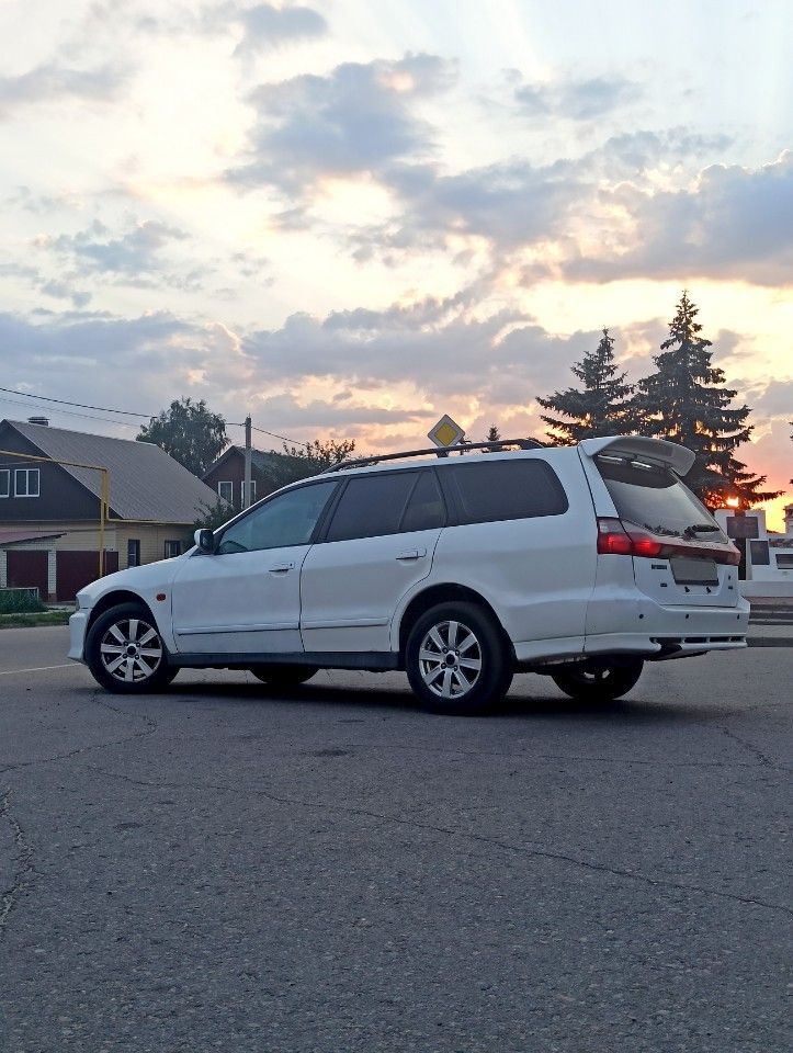 Mitsubishi Legnum: фото из отзыва