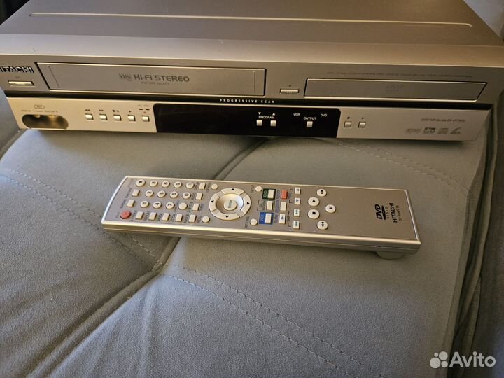 DVD плеер Hitachi DV-PF7A