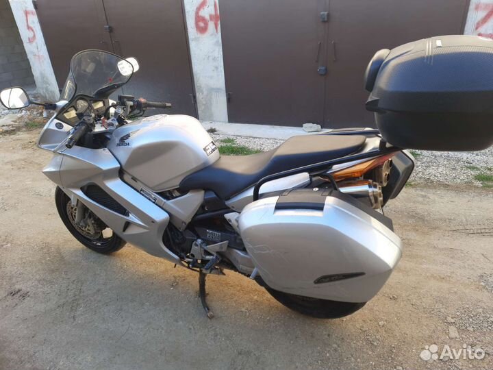 Honda VFR 800 (ABS) Vtec