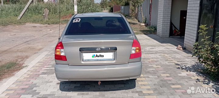 Hyundai Accent, 2009
