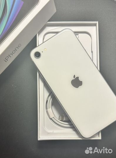 iPhone SE 2020 Silver 128 gb
