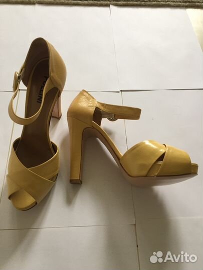 Босоножки Pollini Studio, Италия 38 р-р