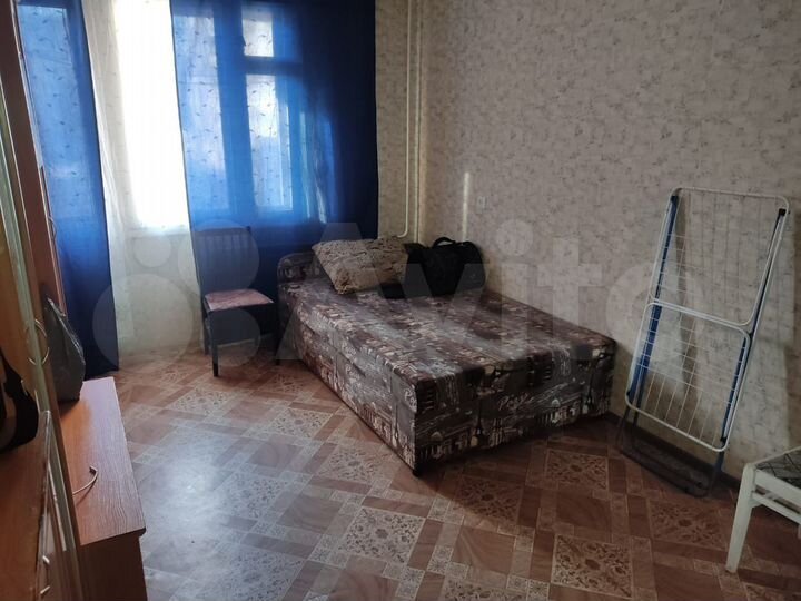 Комната 15 м² в 4-к., 3/9 эт.