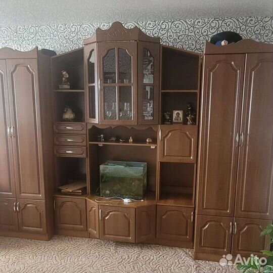 Стенка в гостиную бу